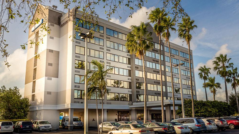 Four Points By Sheraton Fort Lauderdale Airport/Cruise Port Esterno foto