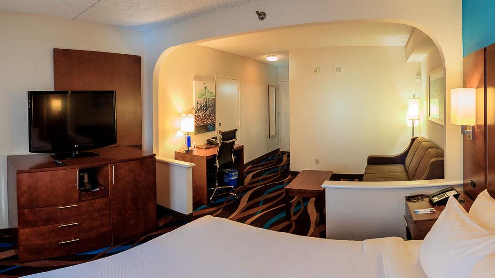 Four Points By Sheraton Fort Lauderdale Airport/Cruise Port Esterno foto