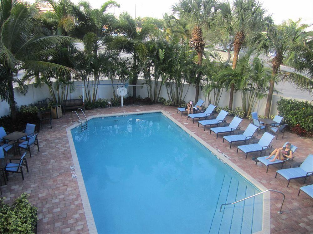 Four Points By Sheraton Fort Lauderdale Airport/Cruise Port Esterno foto