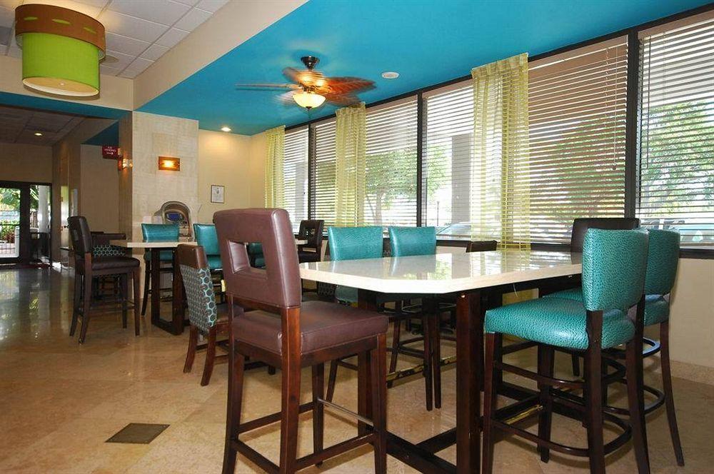 Four Points By Sheraton Fort Lauderdale Airport/Cruise Port Esterno foto