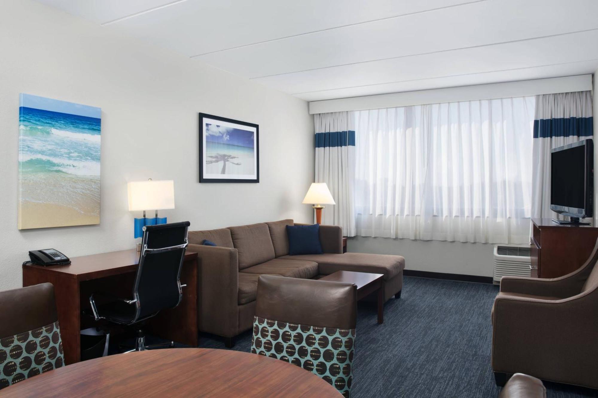 Four Points By Sheraton Fort Lauderdale Airport/Cruise Port Esterno foto