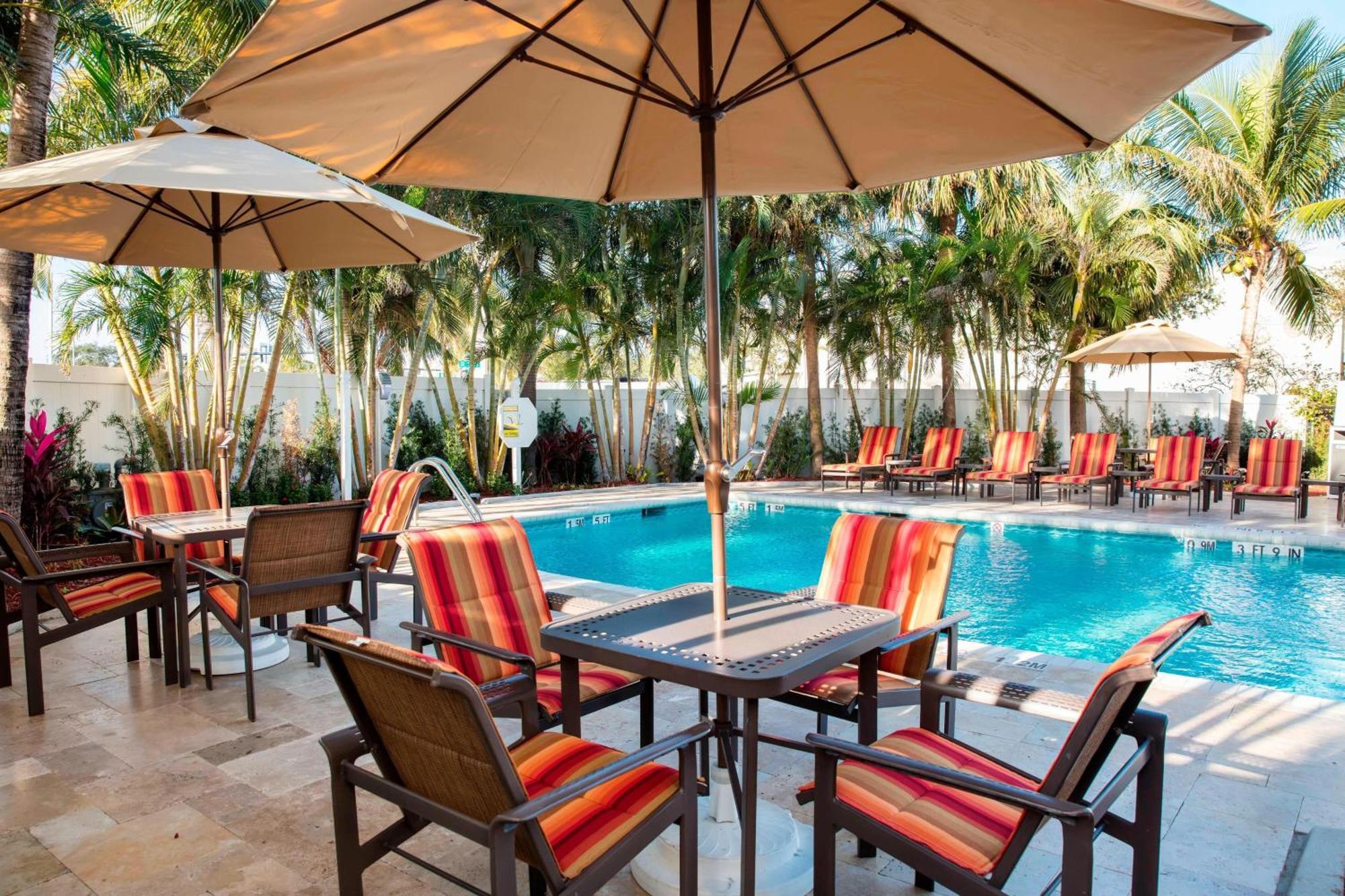 Four Points By Sheraton Fort Lauderdale Airport/Cruise Port Esterno foto